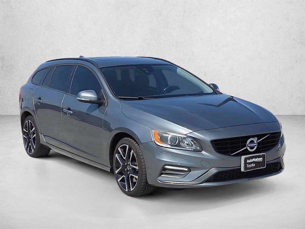 Used 2018 Volvo V60 T5 Dynamic Wagon