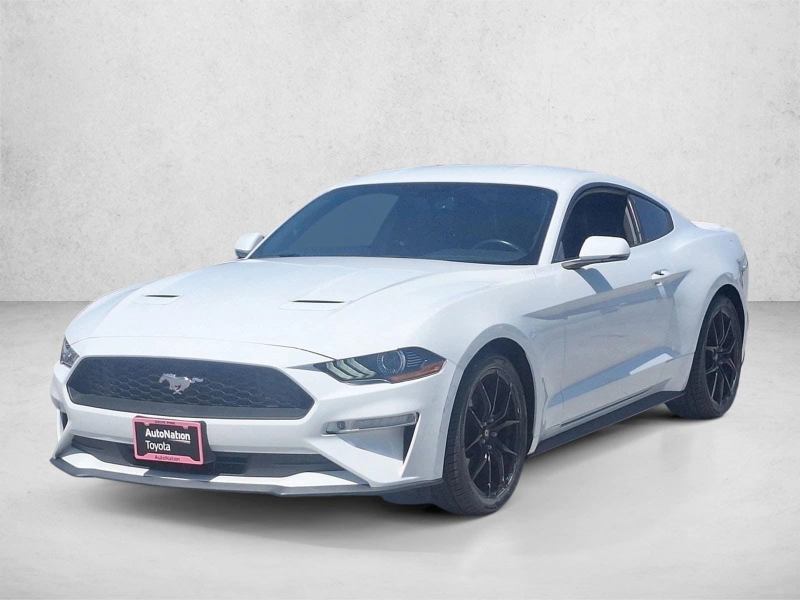 2018 Ford Mustang EcoBoost Coupe Premium's photo