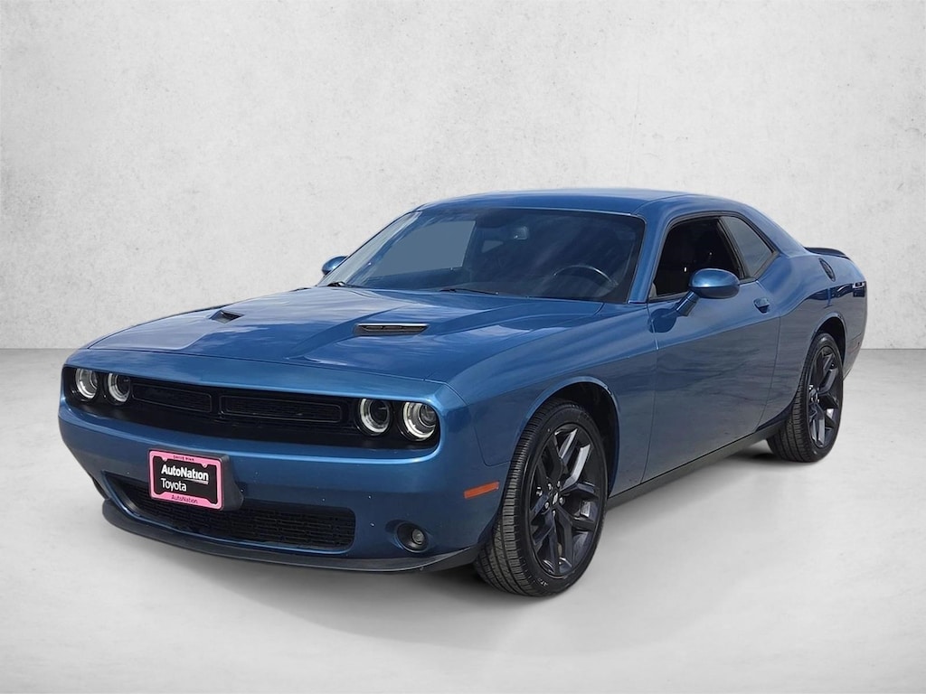 Used 2022 Dodge Challenger SXT Coupe