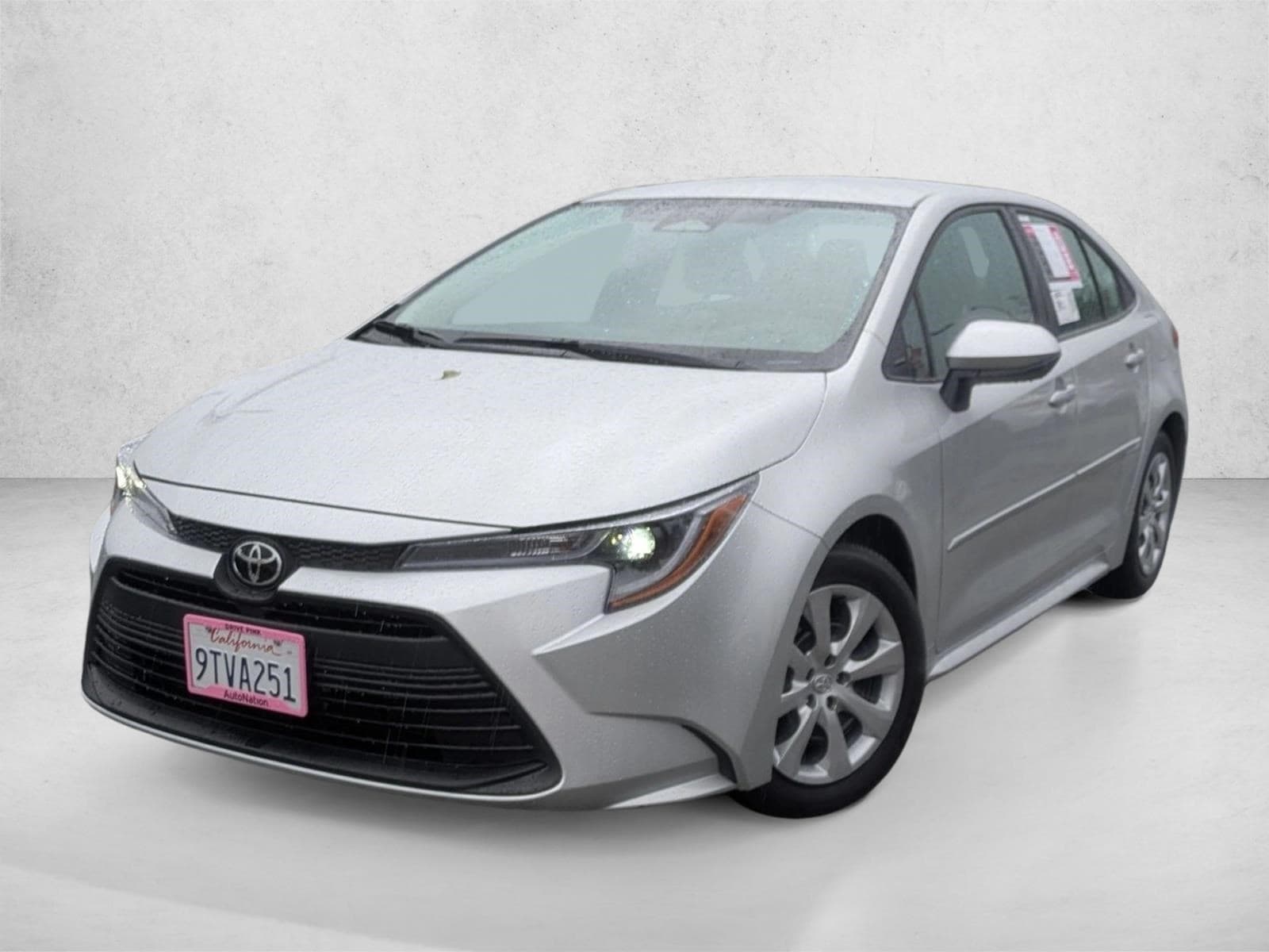 2025 Toyota Corolla LE's photo