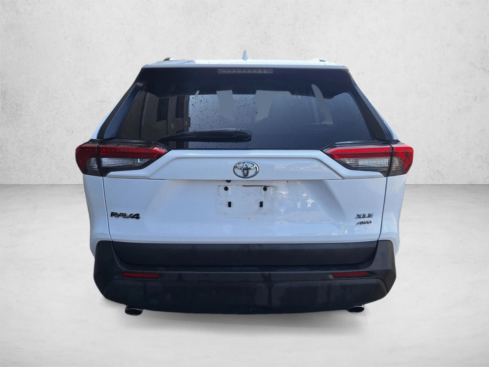 2024 Toyota RAV4 XLE photo 6