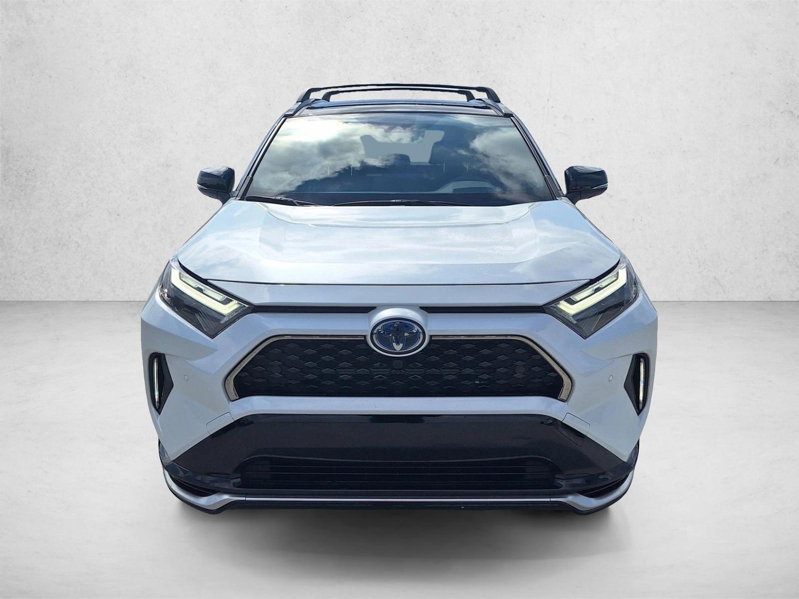 2024 Toyota RAV4 Prime XSE photo 2