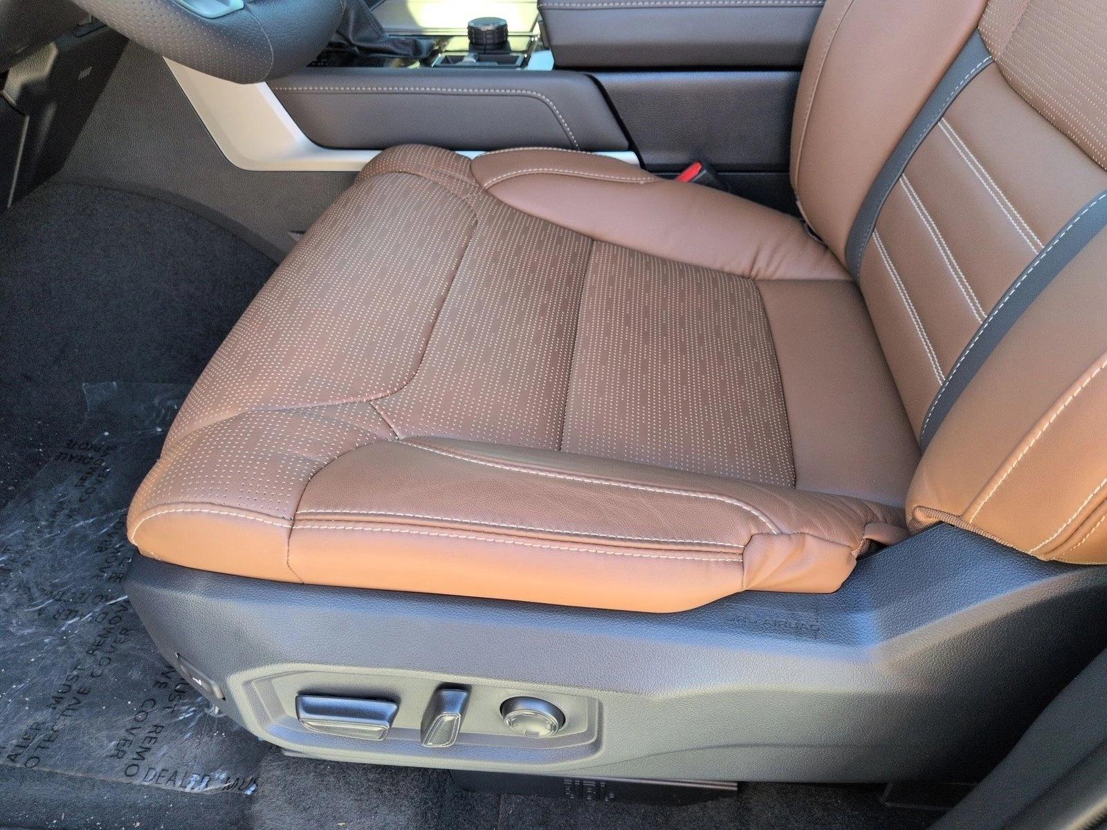 2026 Toyota Tundra 1794 Edition - Photo 4