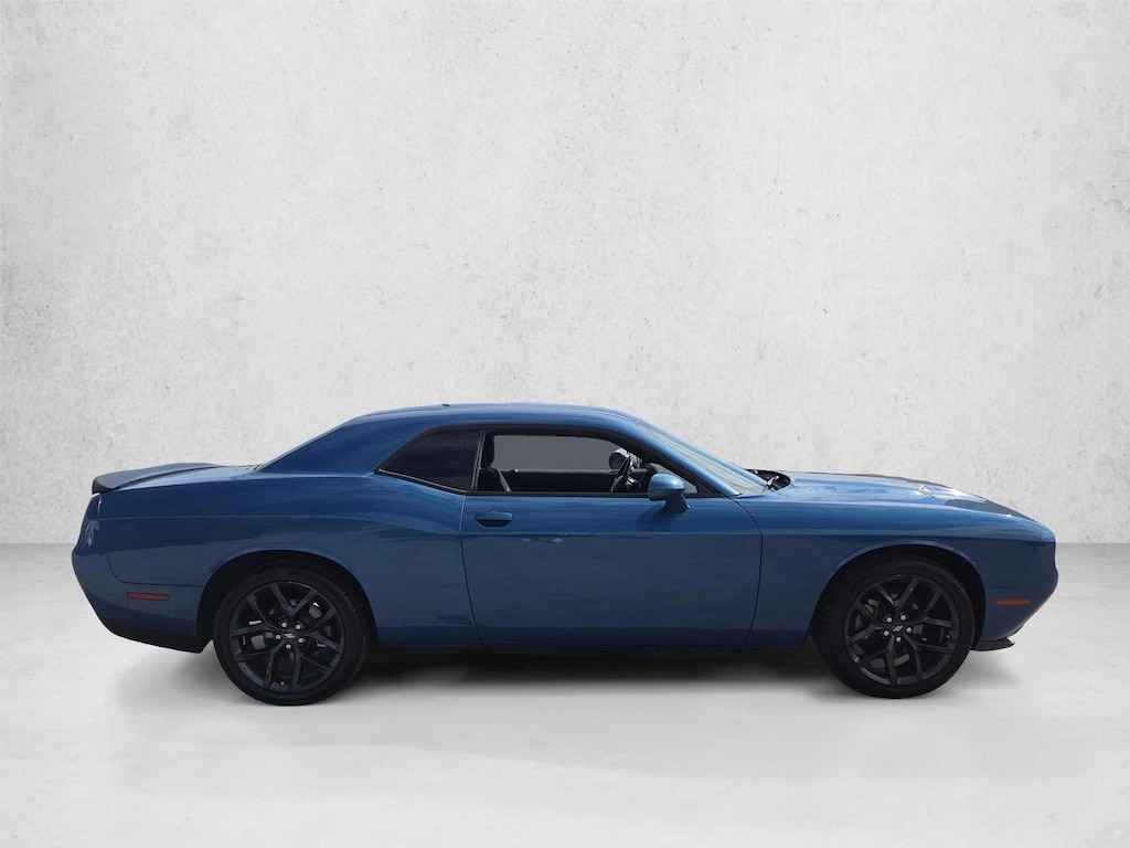 Used 2022 Dodge Challenger SXT Coupe