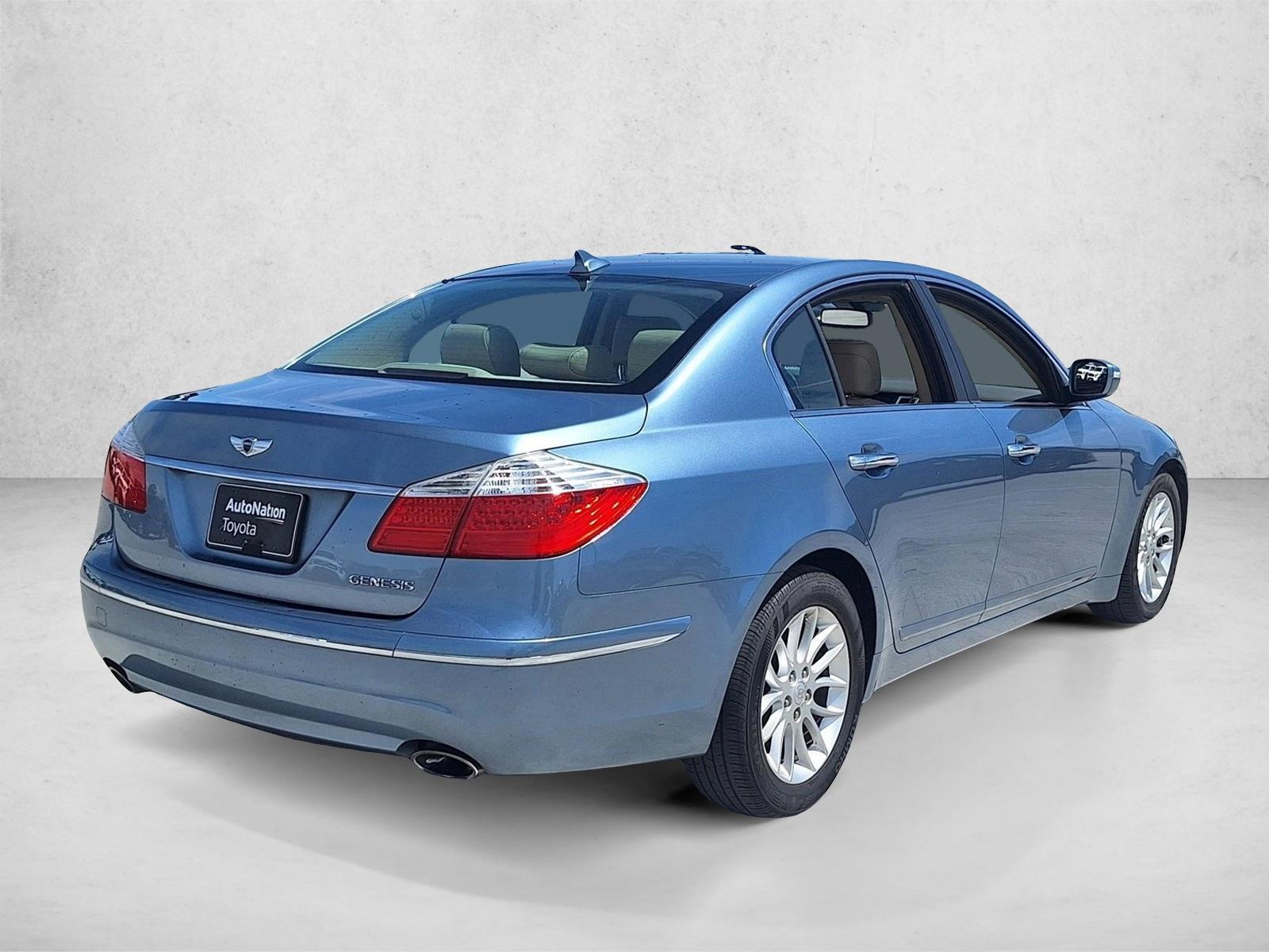 2009 Hyundai Genesis 3.8 photo 5