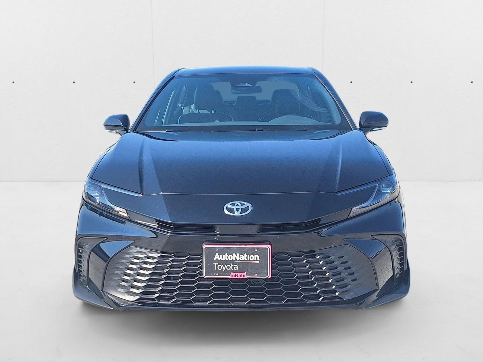 2025 Toyota Camry SE photo 2
