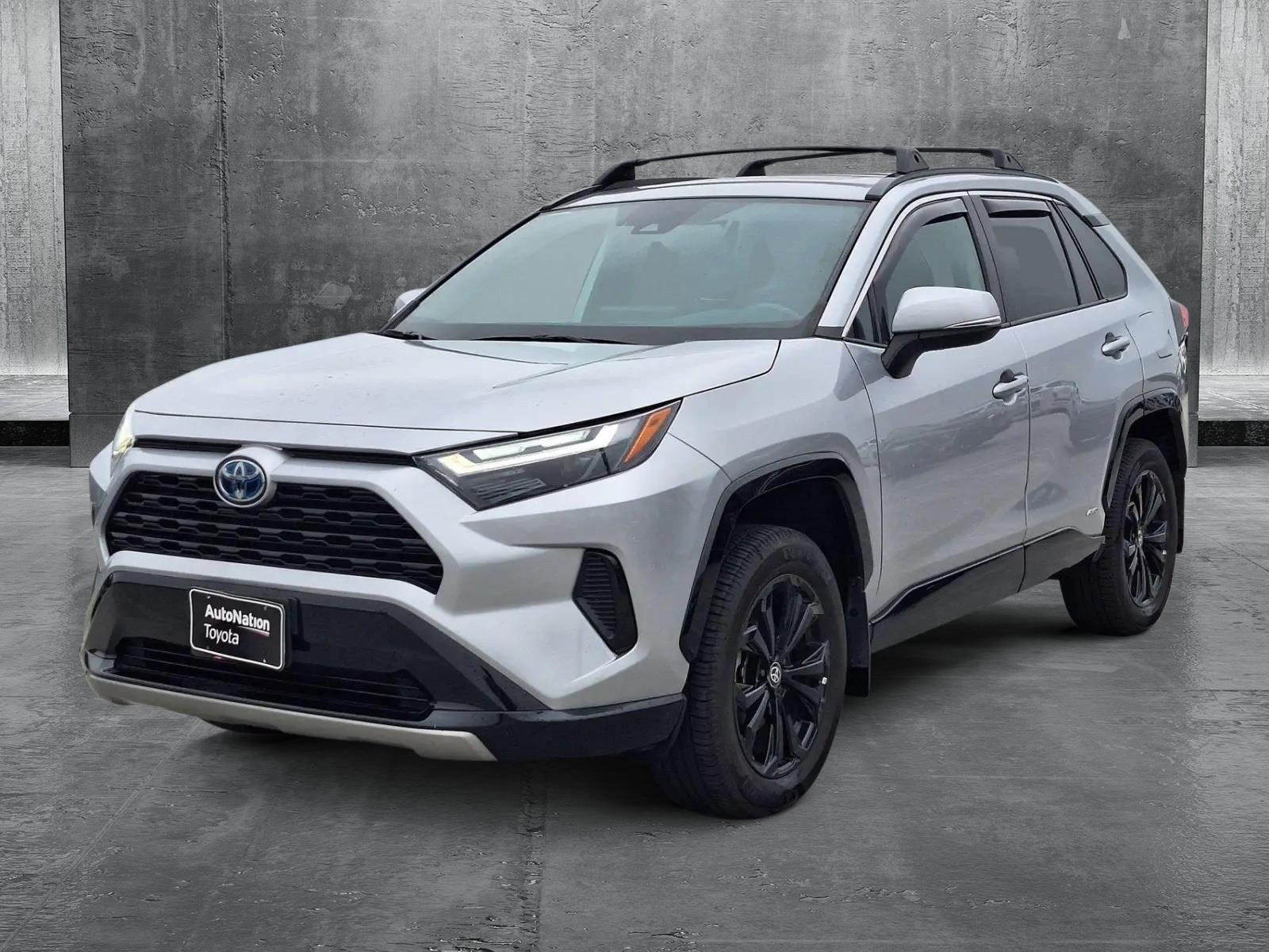 Used 2022 Toyota RAV4 SE with VIN 4T3T6RFV0NU069261 for sale in Cerritos, CA
