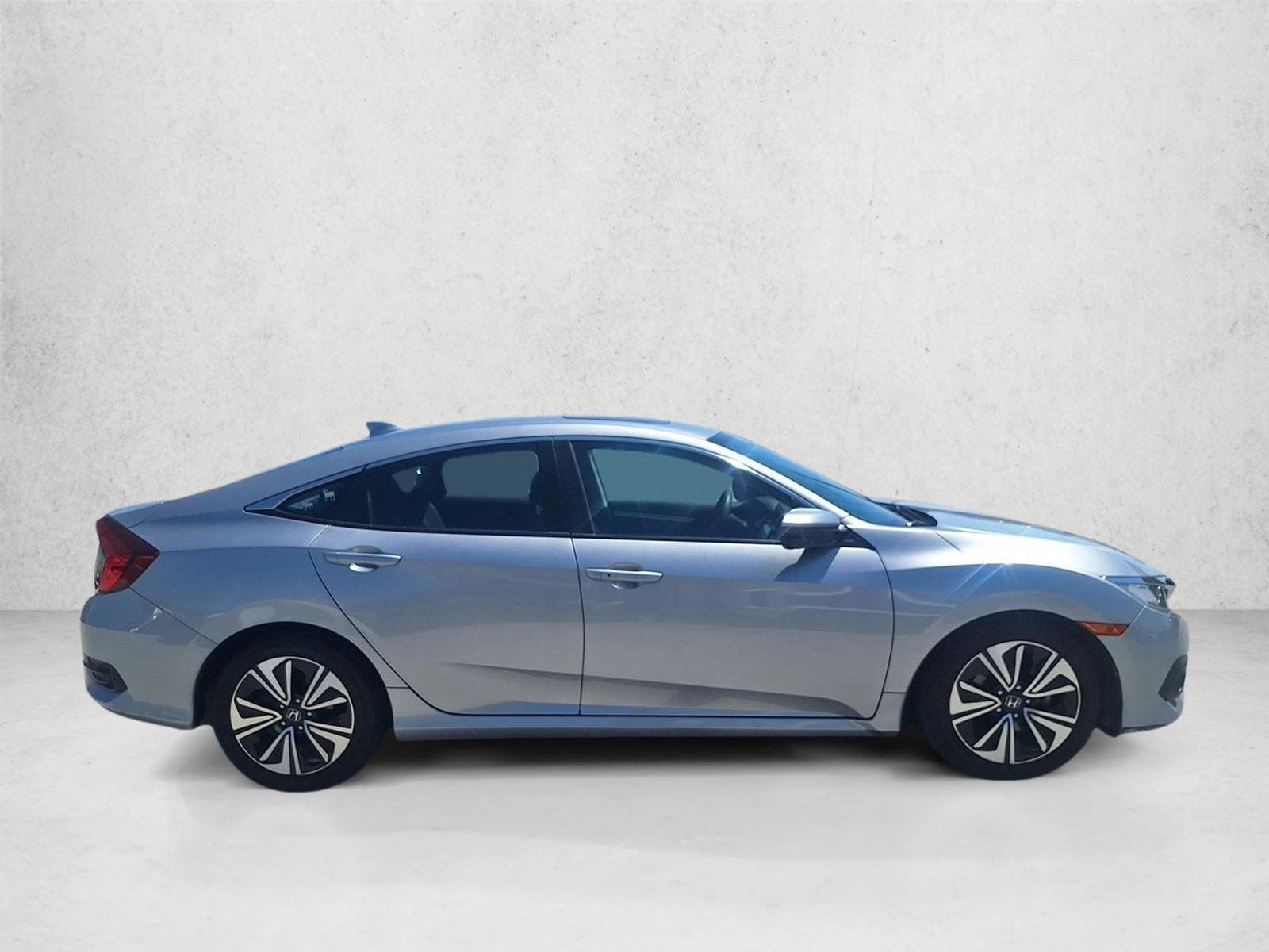 2016 Honda Civic EX-T photo 4