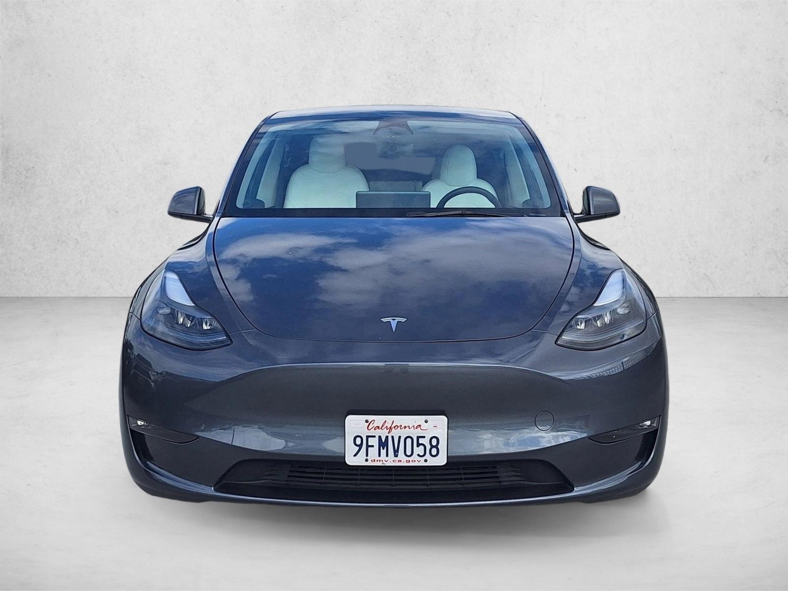 2023 Tesla Model Y Performance photo 2