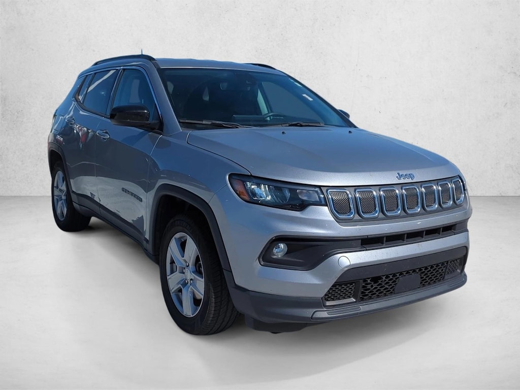 Used 2022 Jeep Compass Latitude SUV