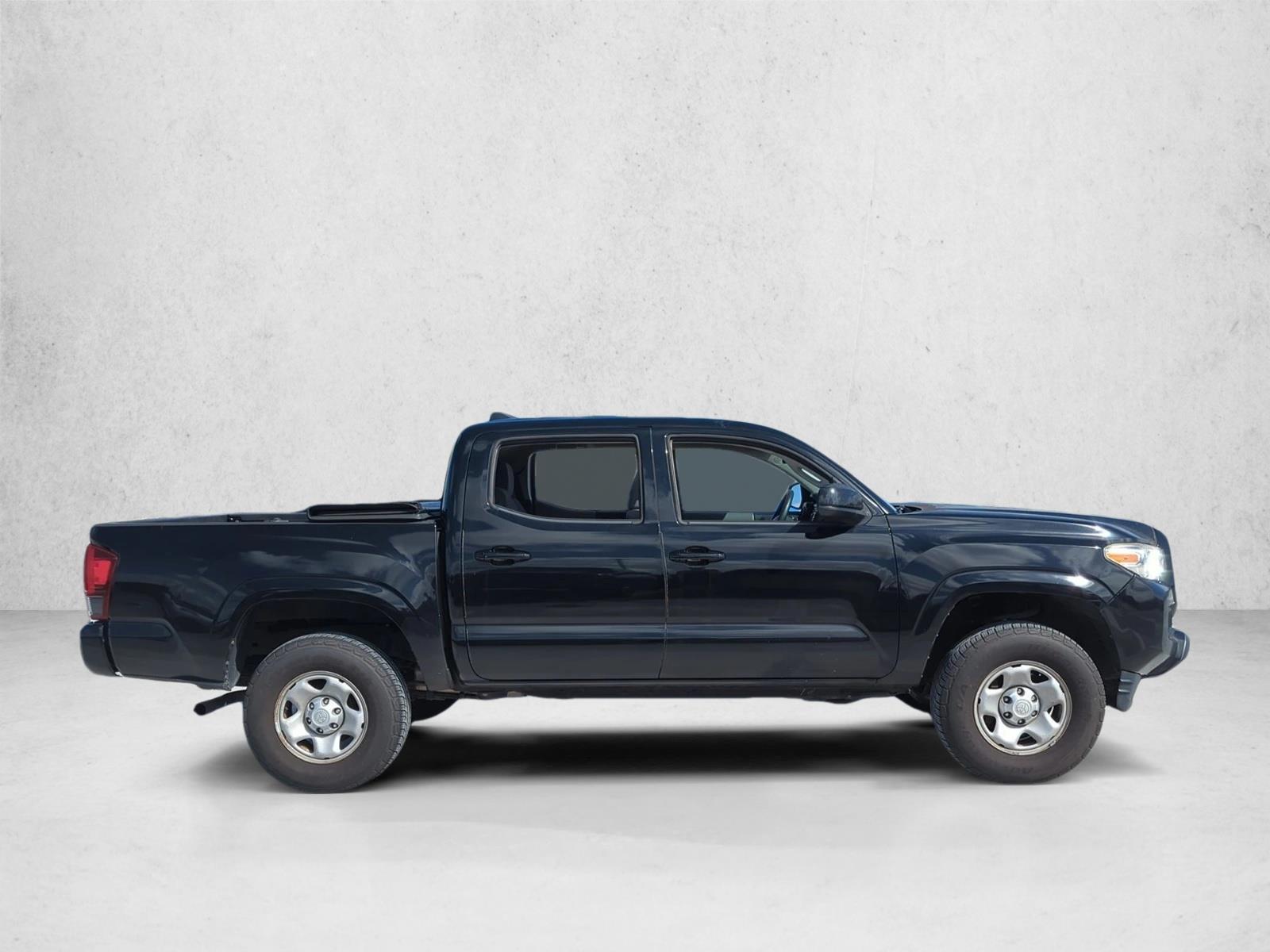 2019 Toyota Tacoma SR Double Cab photo 4