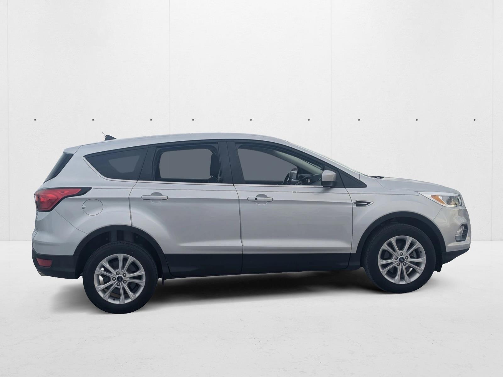 2019 Ford Escape SE photo 4