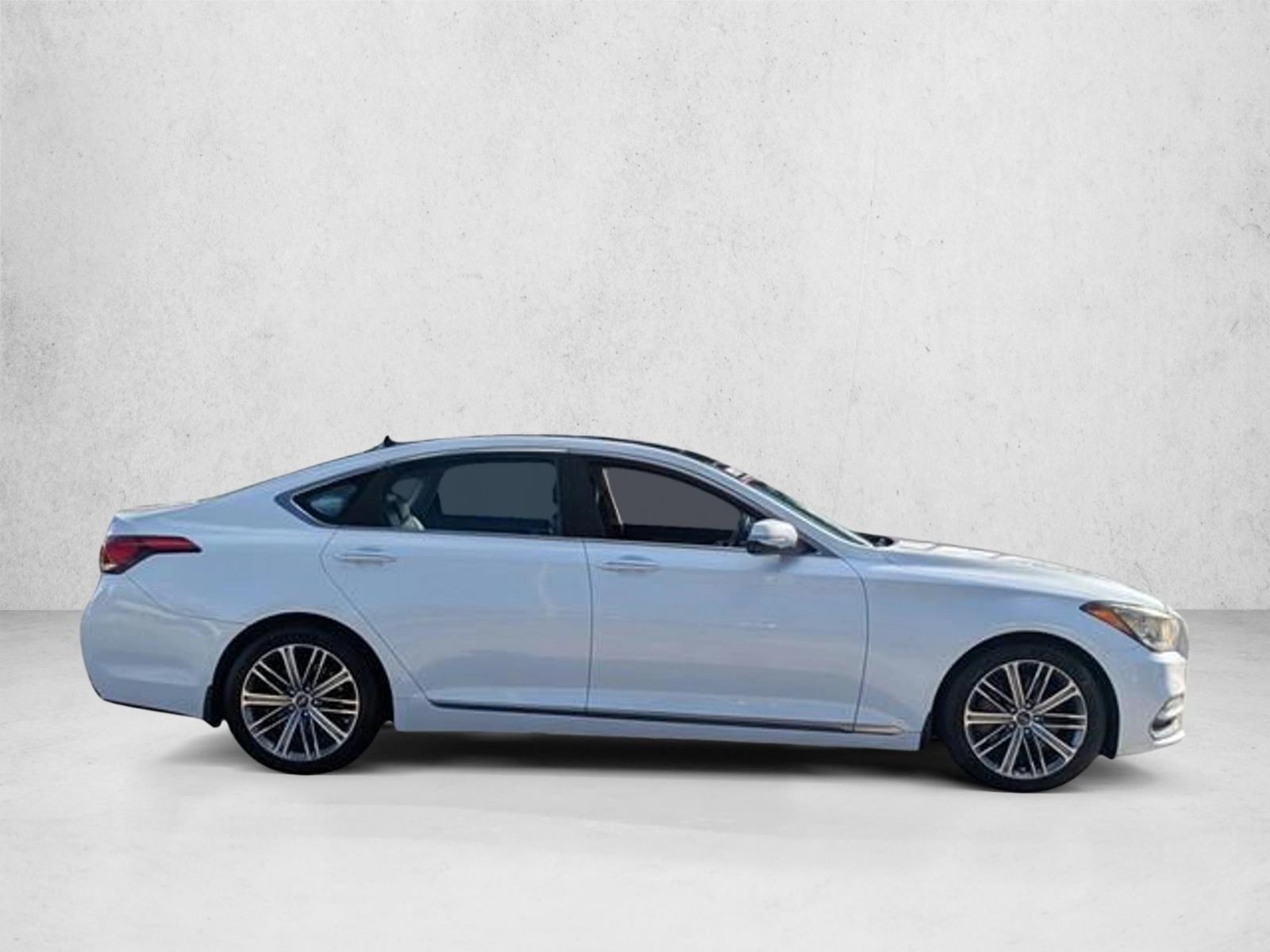 2018 Genesis G80 3.8 photo 4