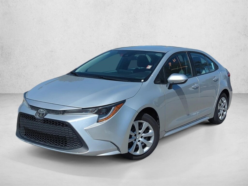 Used 2020 Toyota Corolla LE Sedan