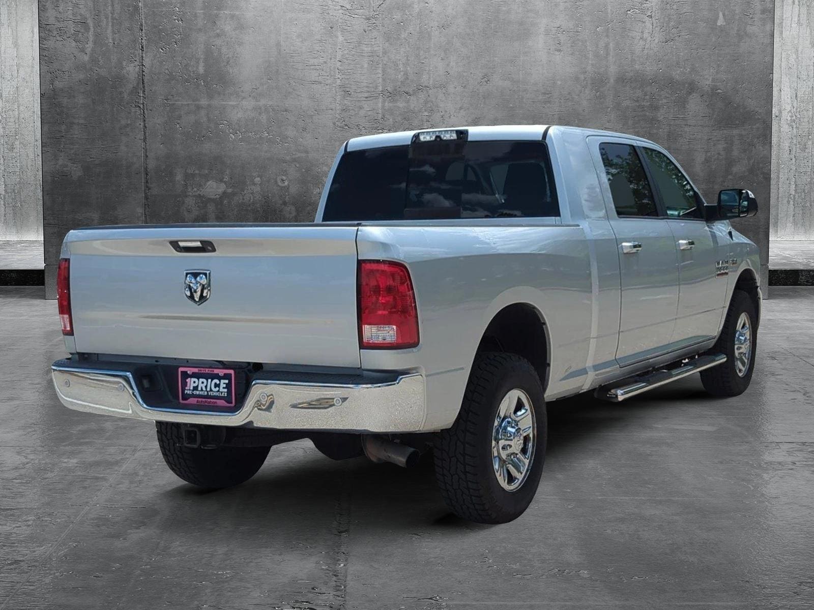 Used 2018 RAM Ram 3500 Pickup SLT with VIN 3C63R2LJ7JG321721 for sale in Fort Myers, FL