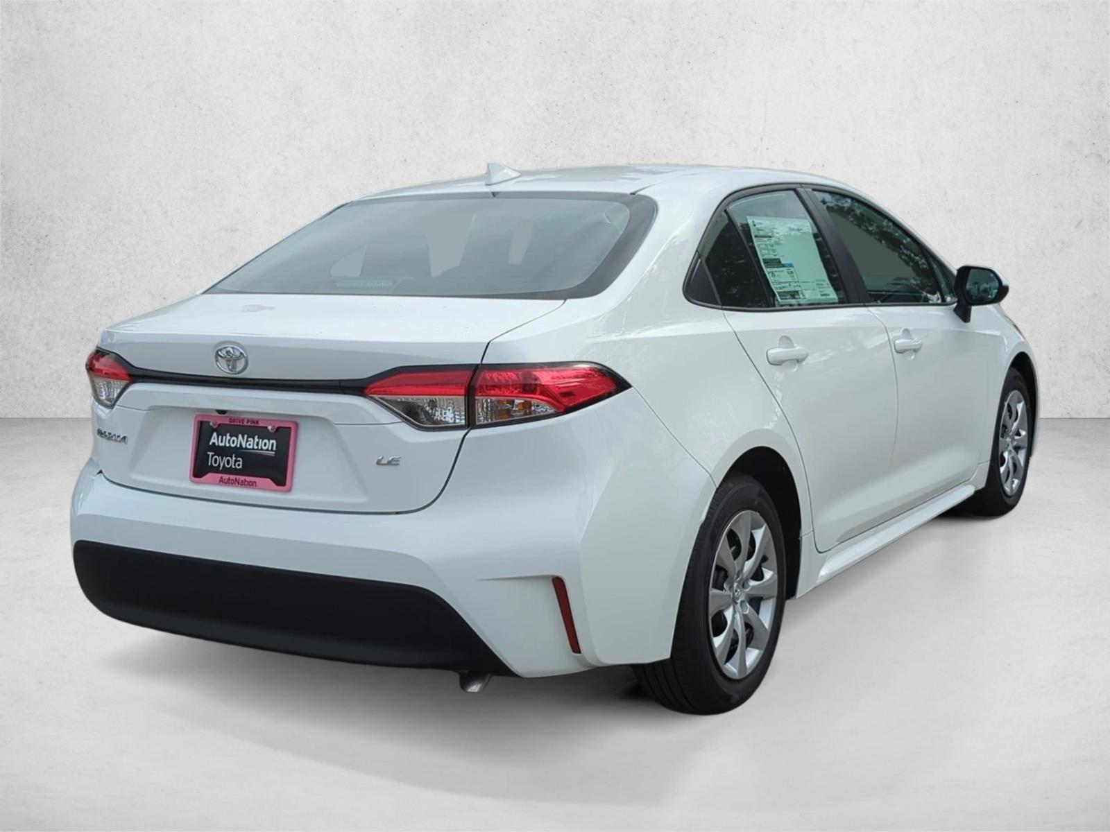 2024 Toyota Corolla LE photo 2