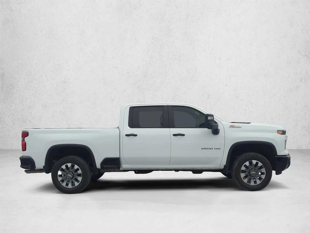 Used 2025 Chevrolet Silverado 2500 HD Custom Truck Crew Cab