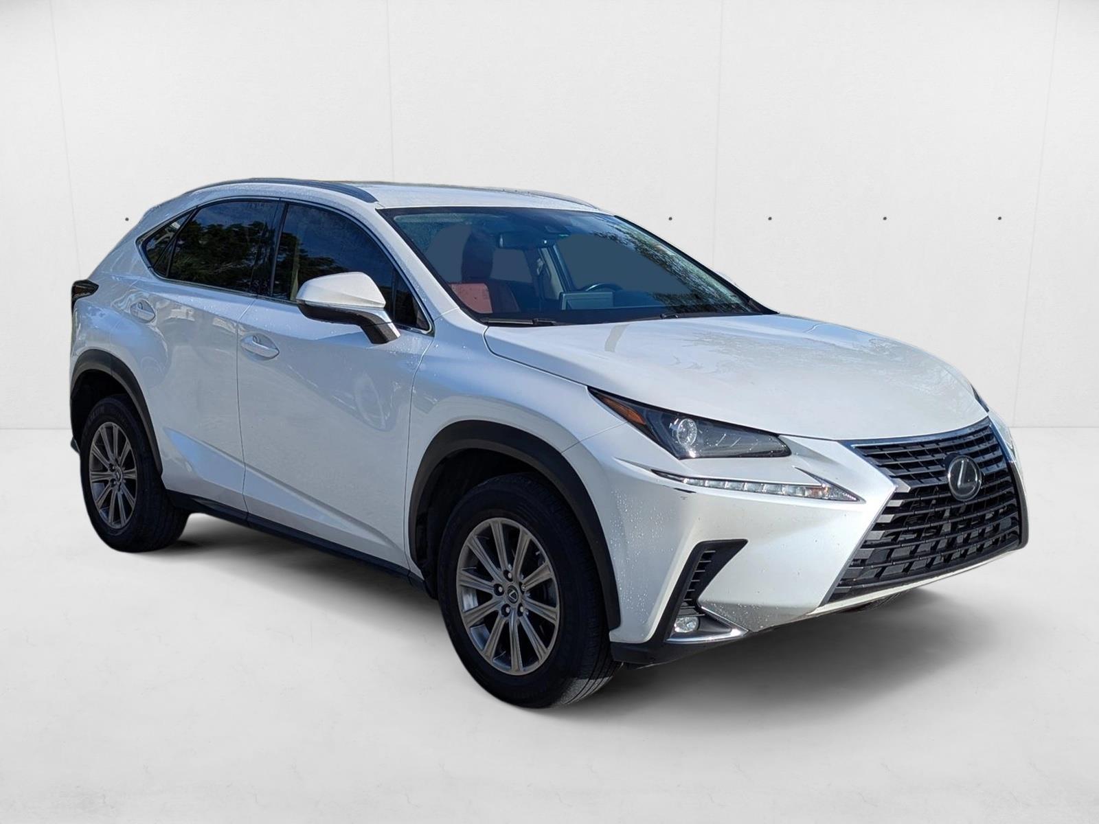 2020 Lexus NX 300 photo 3