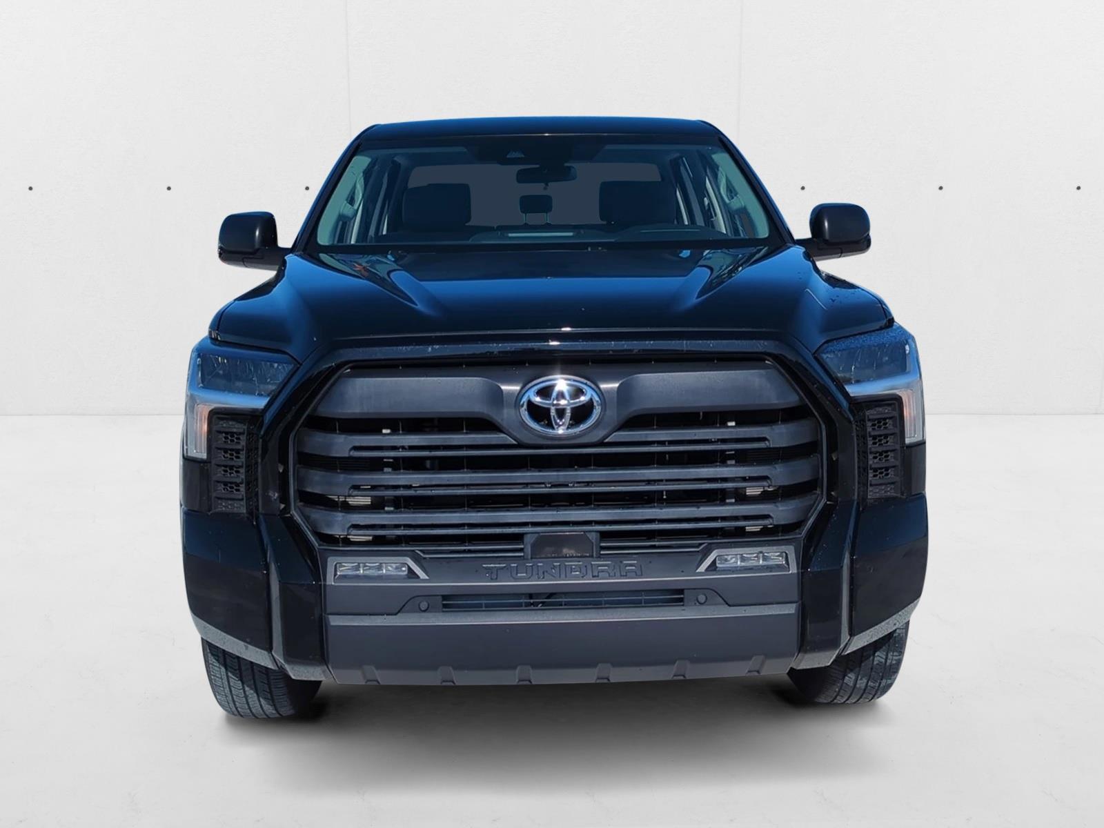 2024 Toyota Tundra SR5 CrewMax photo 2