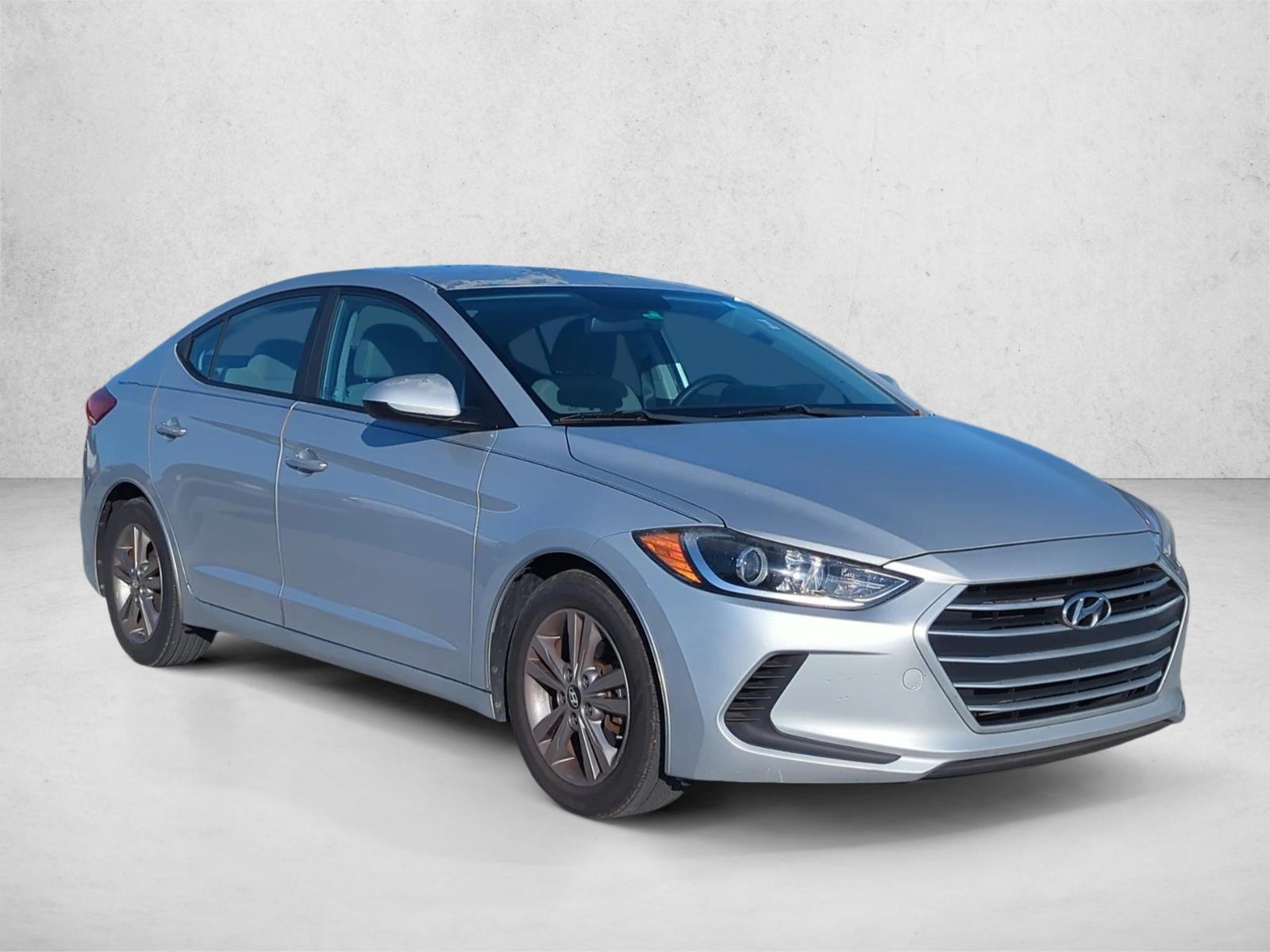 2017 Hyundai Elantra SE photo 3