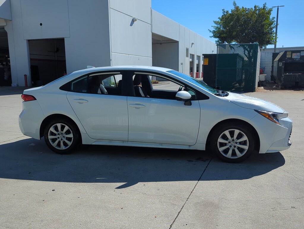 Certified 2025 Toyota Corolla LE Sedan