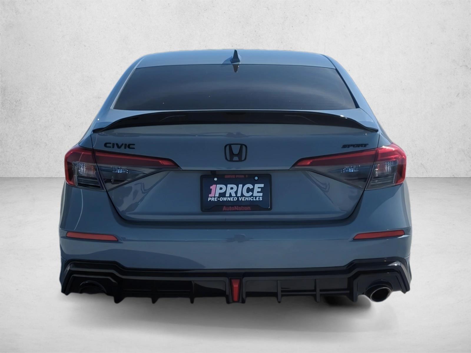 2022 Honda Civic Sport photo 3