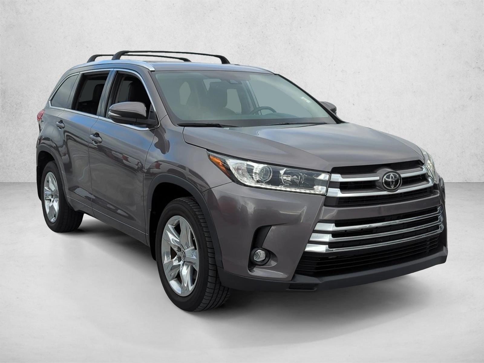 2019 Toyota Highlander Limited photo 3
