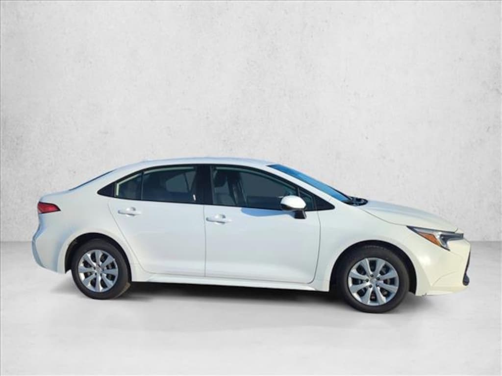 Certified 2025 Toyota Corolla Hybrid LE Sedan