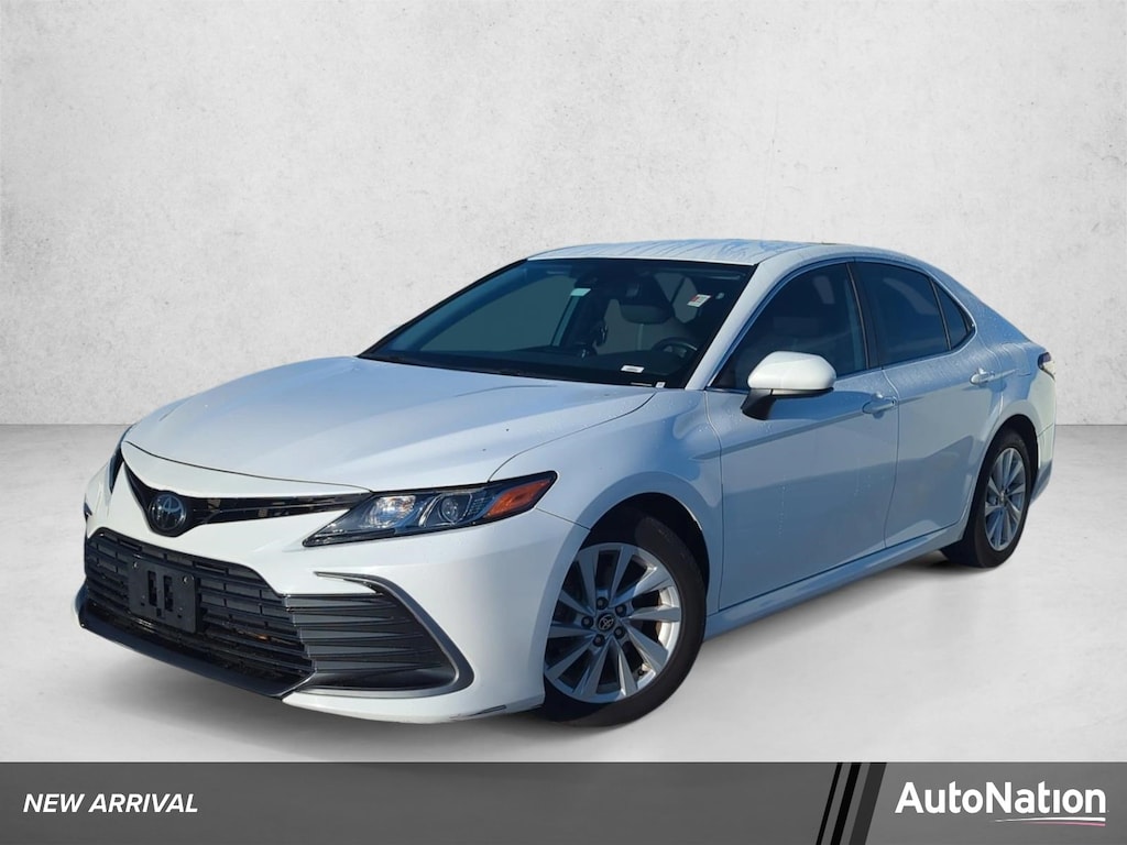 Used 2022 Toyota Camry LE Sedan