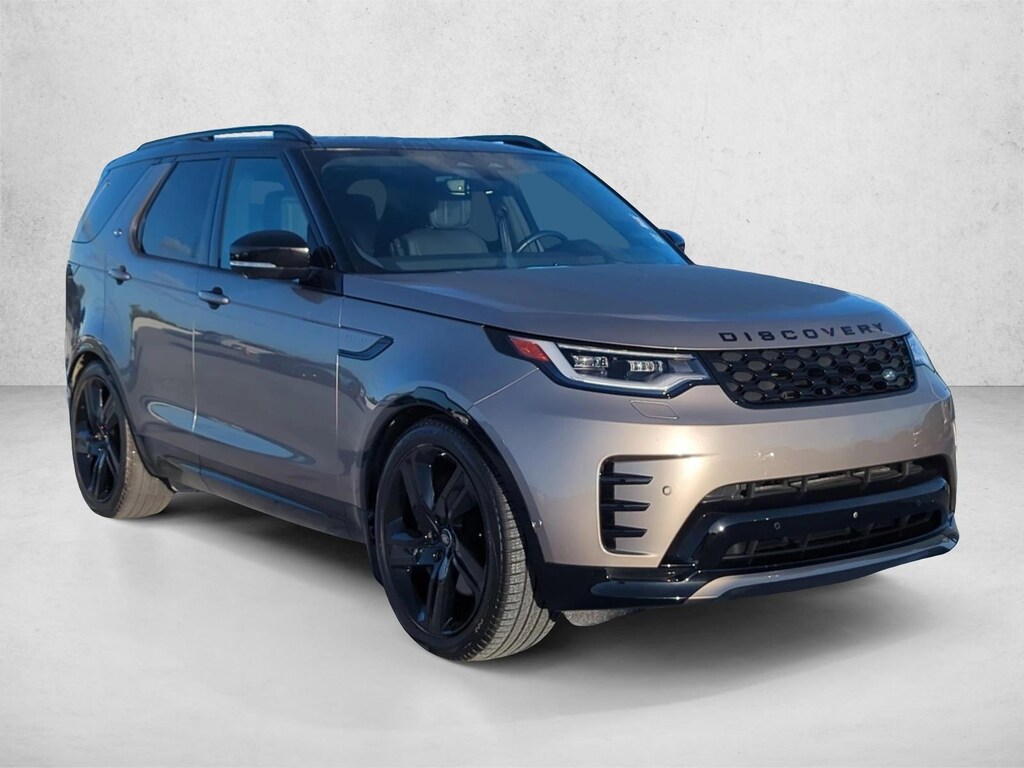 Used 2024 Land Rover Discovery P360 Dynamic SE SUV