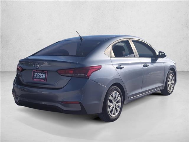 2018 Hyundai Accent SE photo 2