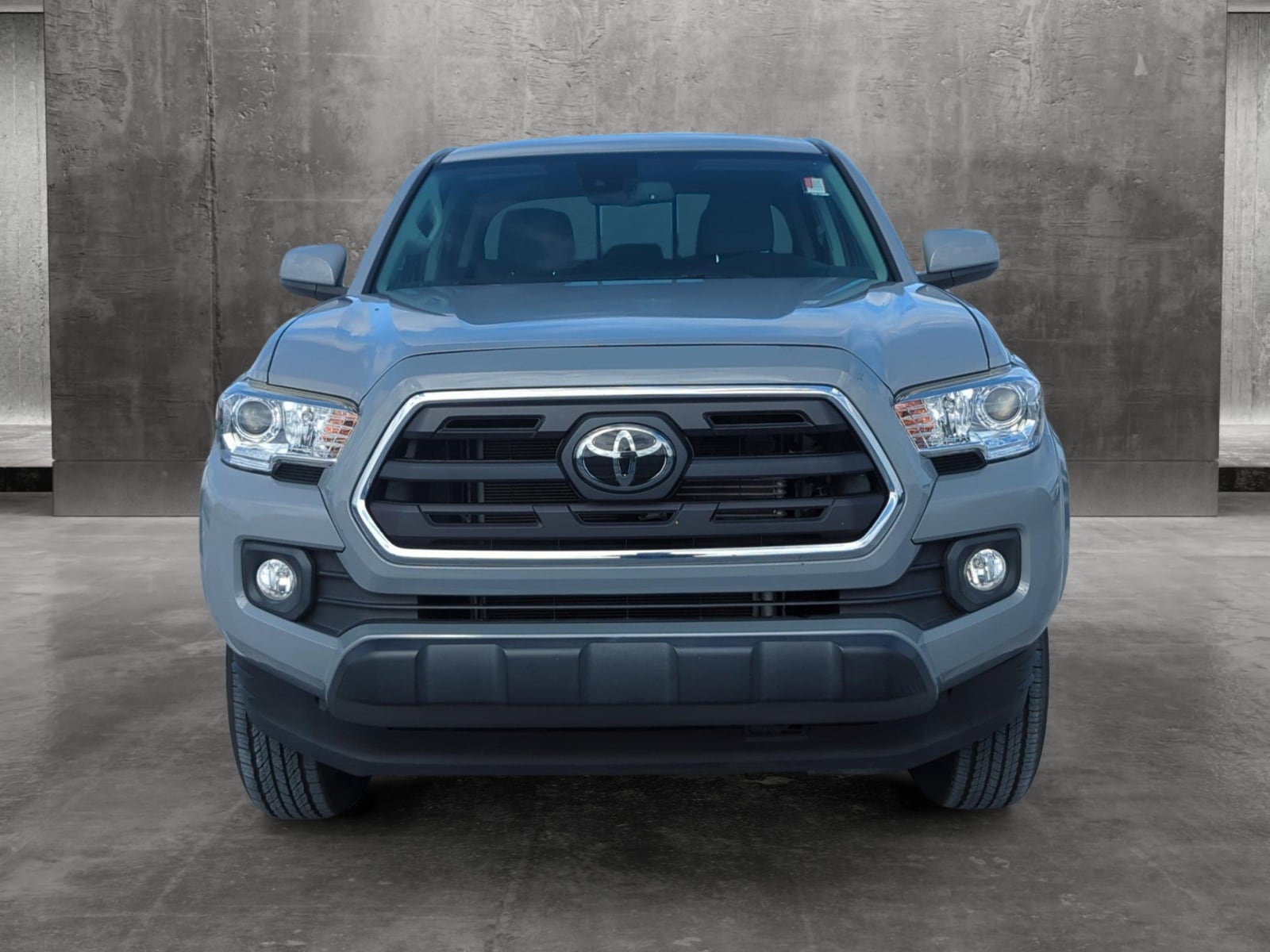 Used 2019 Toyota Tacoma SR5 with VIN 3TMAZ5CN9KM113315 for sale in Fort Myers, FL