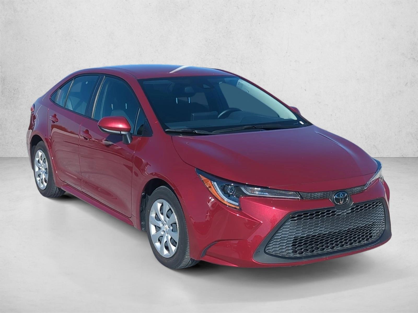 2022 Toyota Corolla LE photo 3