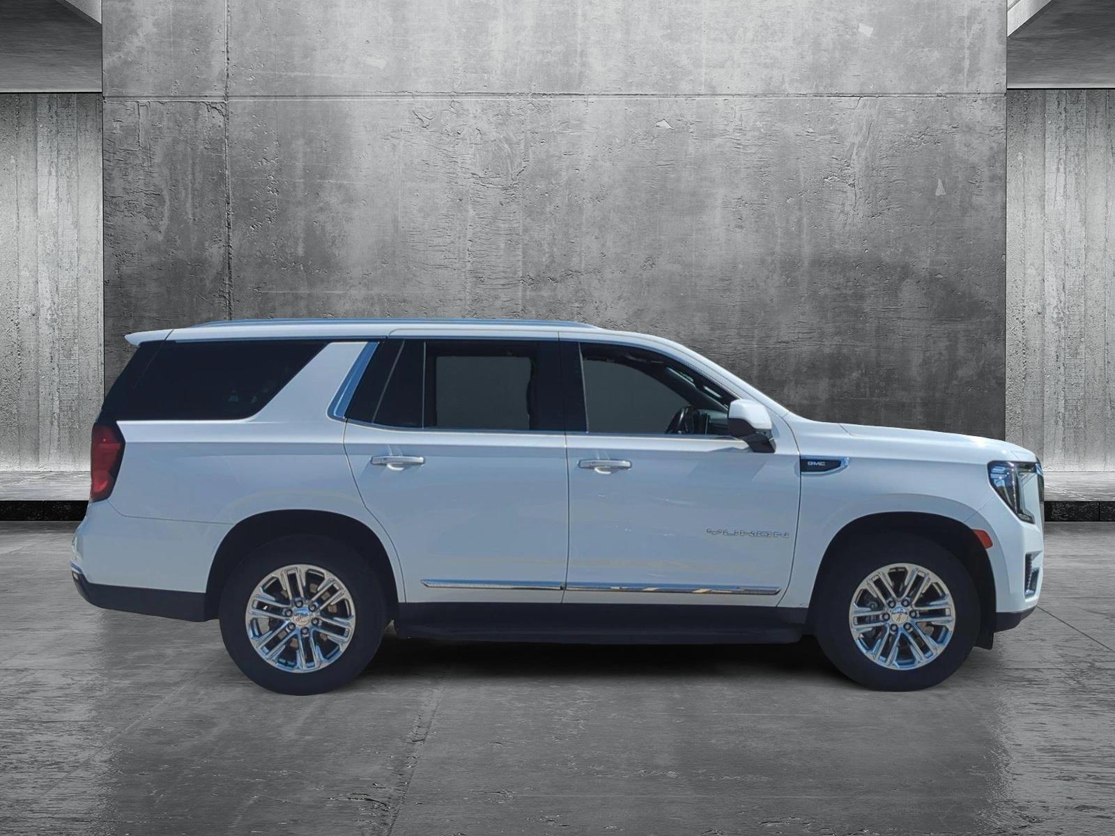 2023 Gmc Yukon SLT photo 4