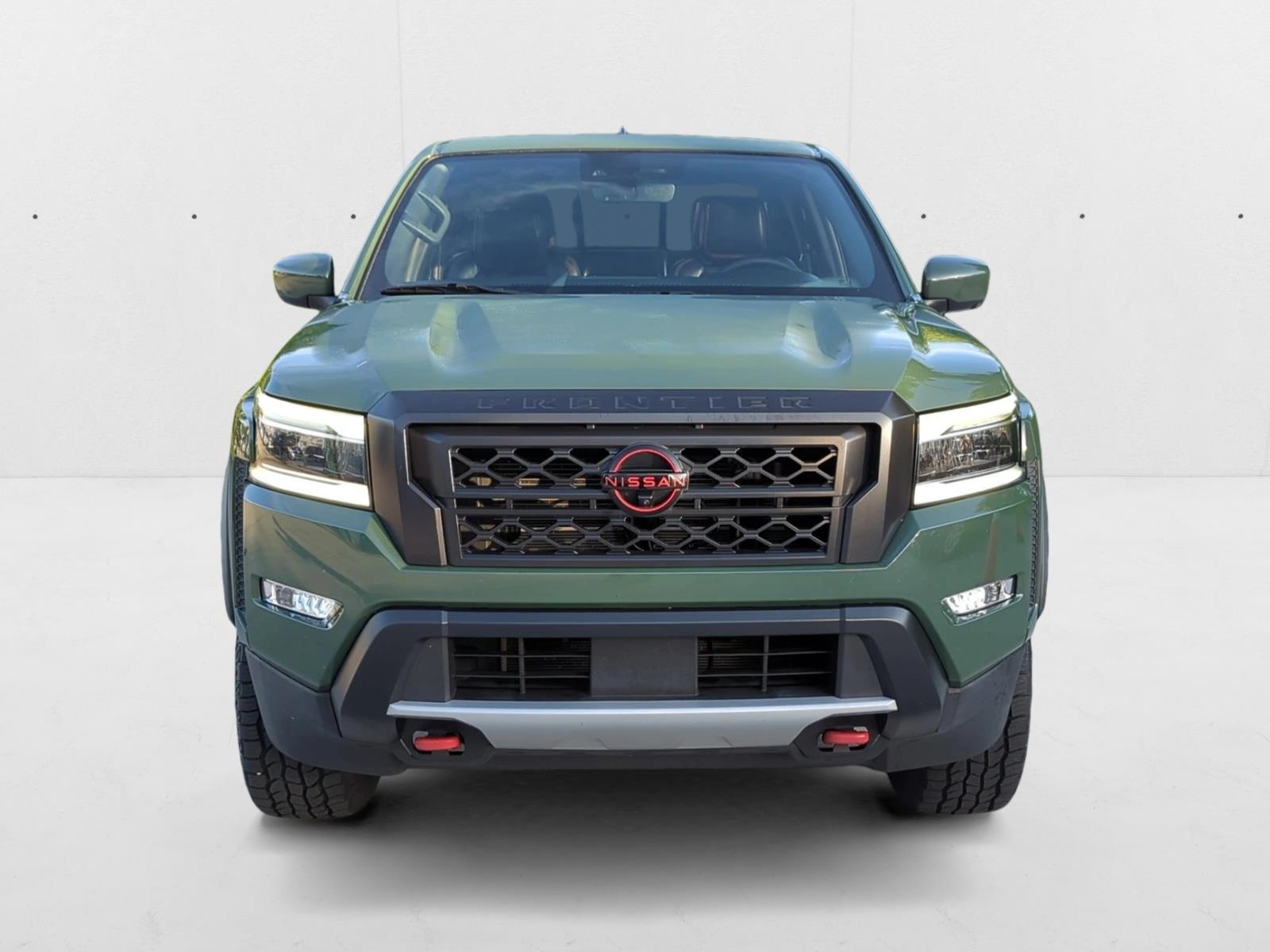 2023 Nissan Frontier PRO-X Crew Cab photo 2