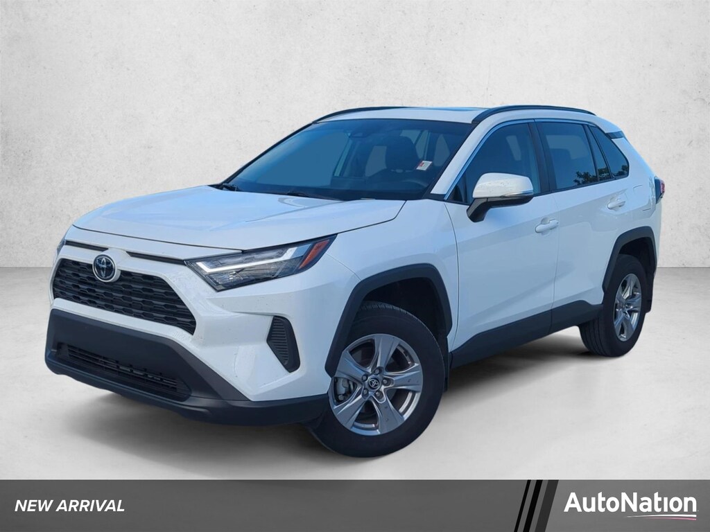 Used 2025 Toyota RAV4 XLE SUV
