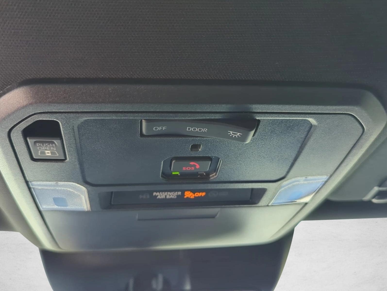 2026 Toyota Tacoma SR5 - Photo 17