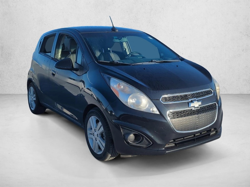 Used 2014 Chevrolet Spark 1LT Auto Hatchback