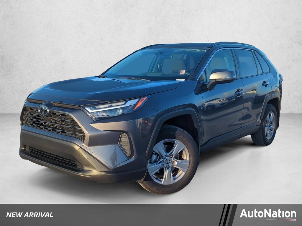 Used 2025 Toyota RAV4 Hybrid XLE SUV