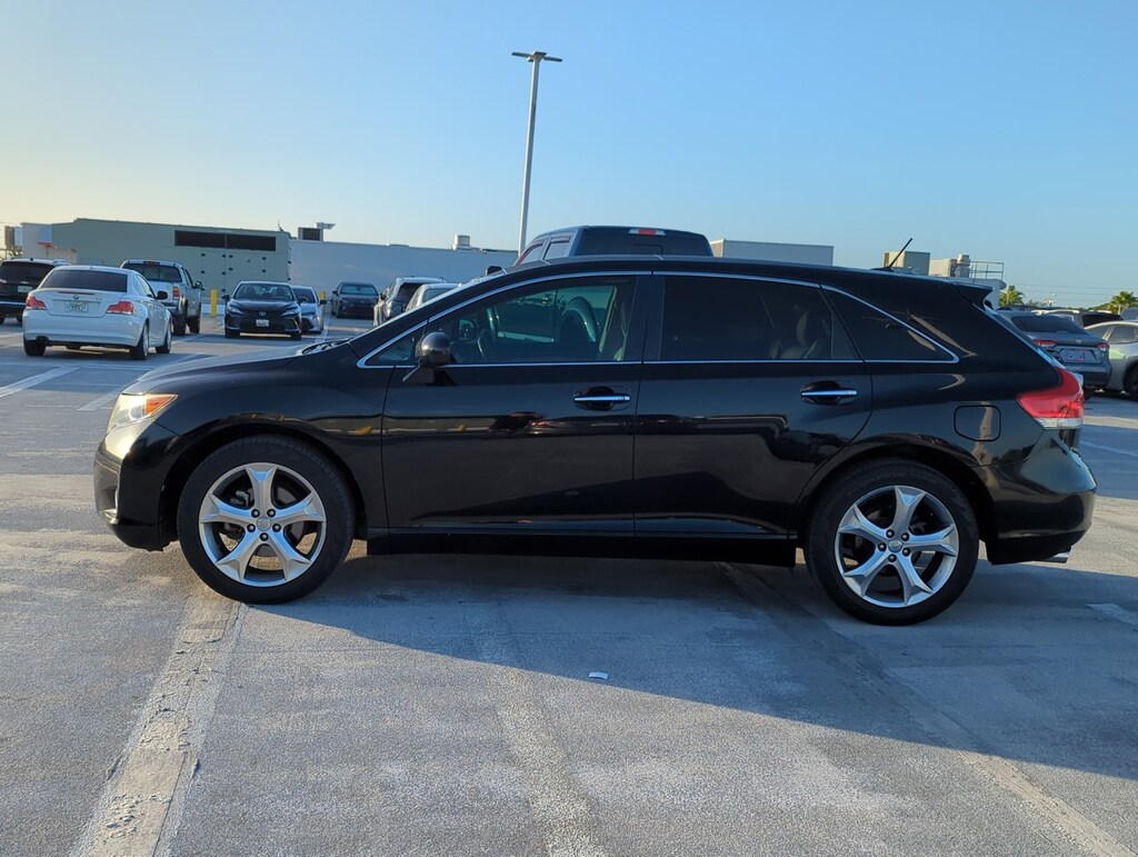 Used 2009 Toyota Venza Base V6 Crossover