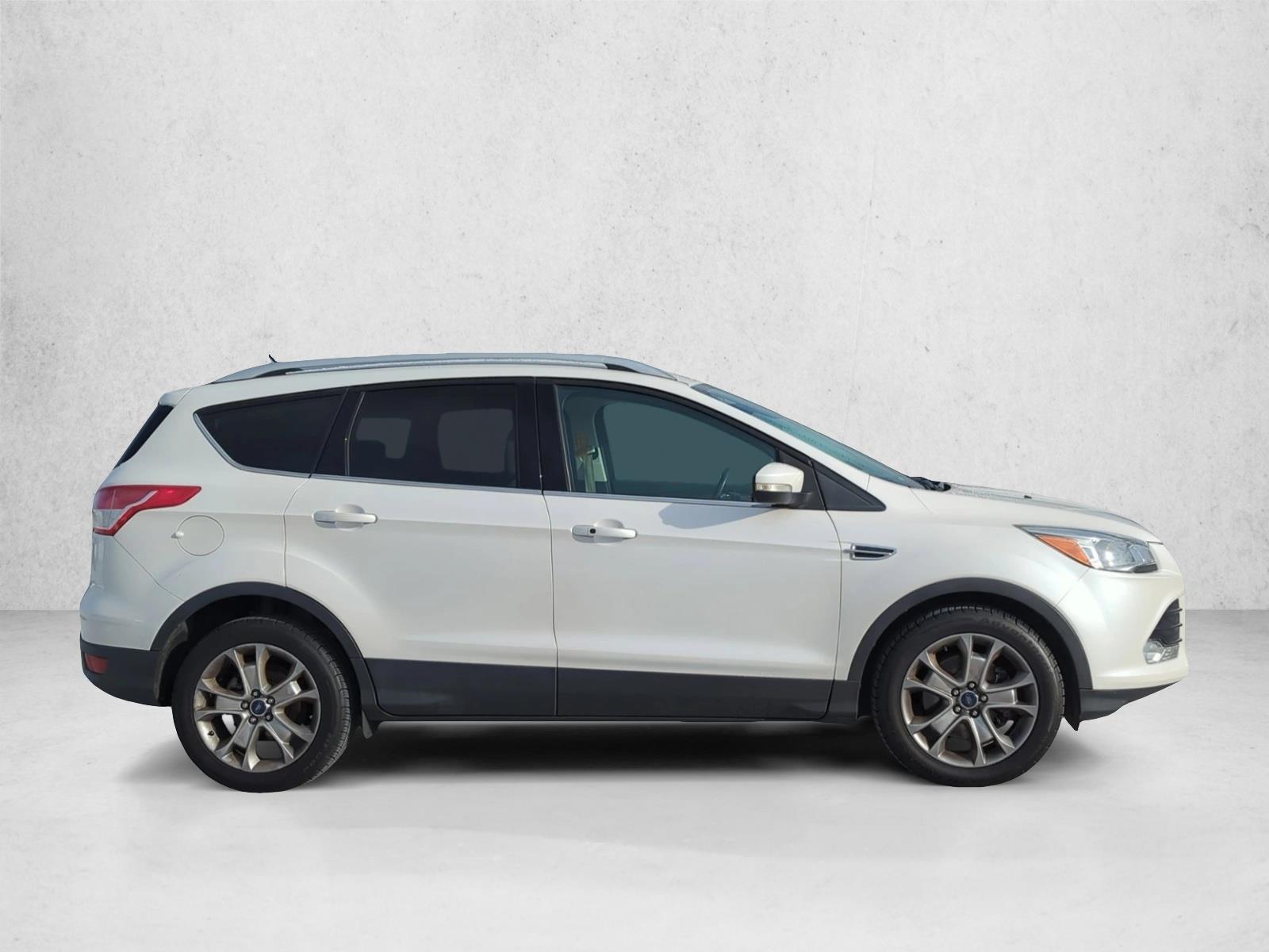 2016 Ford Escape Titanium photo 4