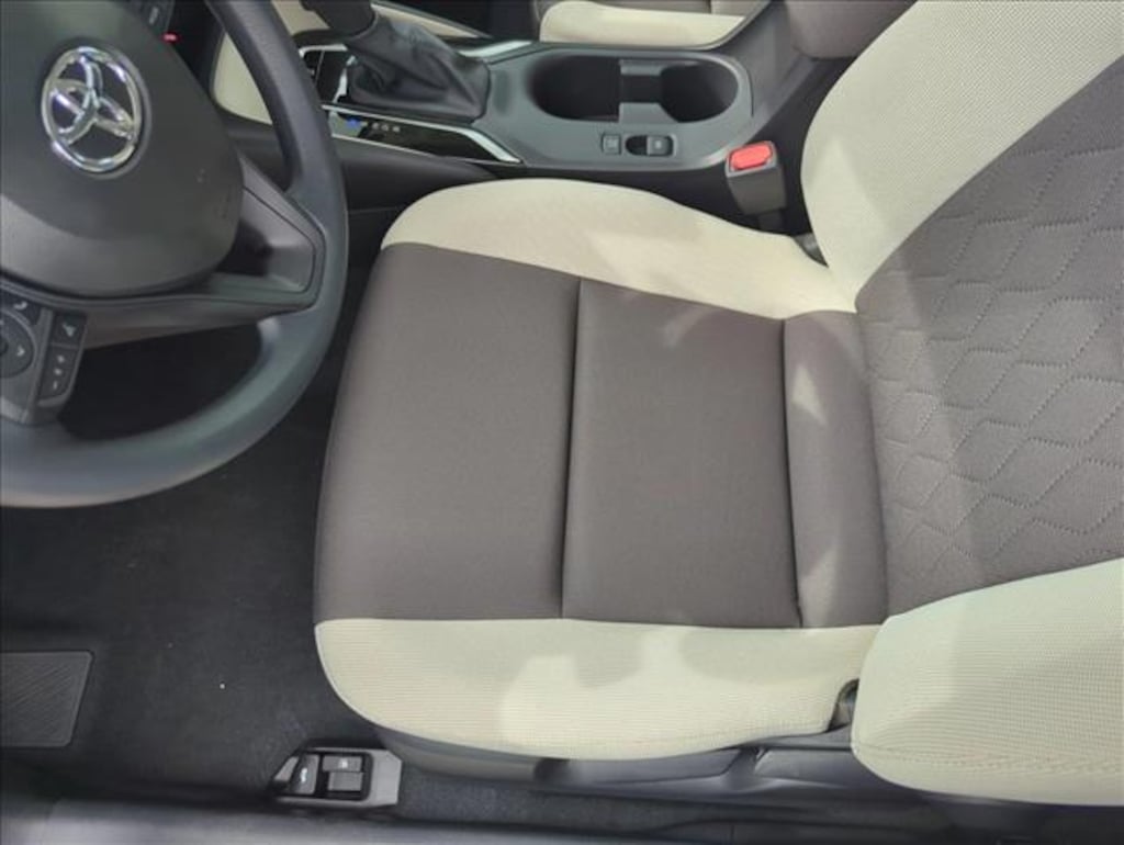Certified 2025 Toyota Corolla LE Sedan