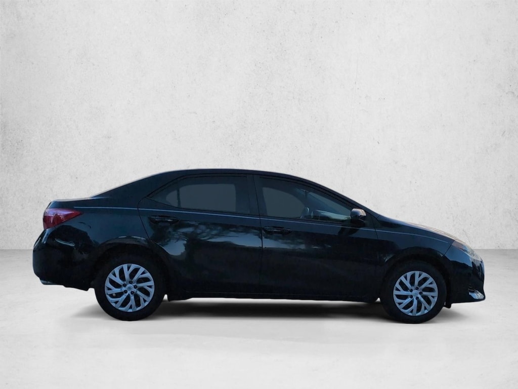 Used 2017 Toyota Corolla LE Sedan