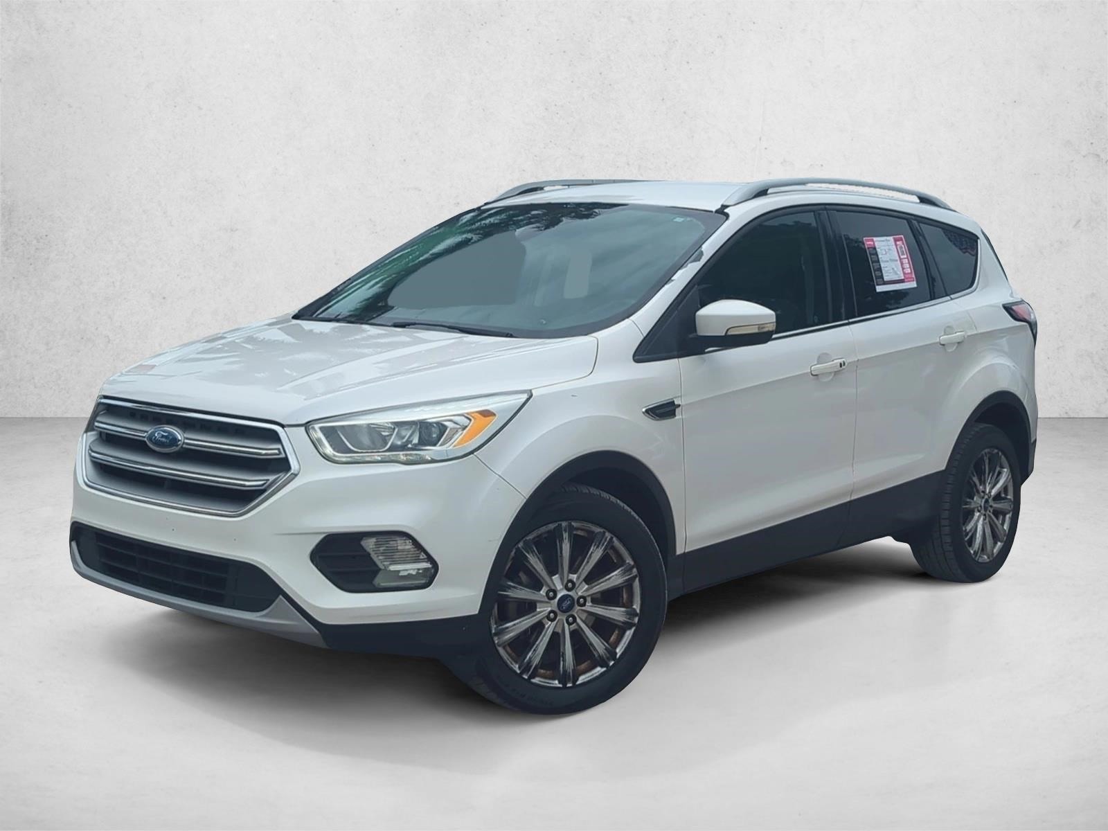 2017 Ford Escape Titanium's photo