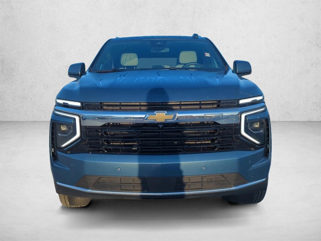 Used 2025 Chevrolet Suburban LS SUV