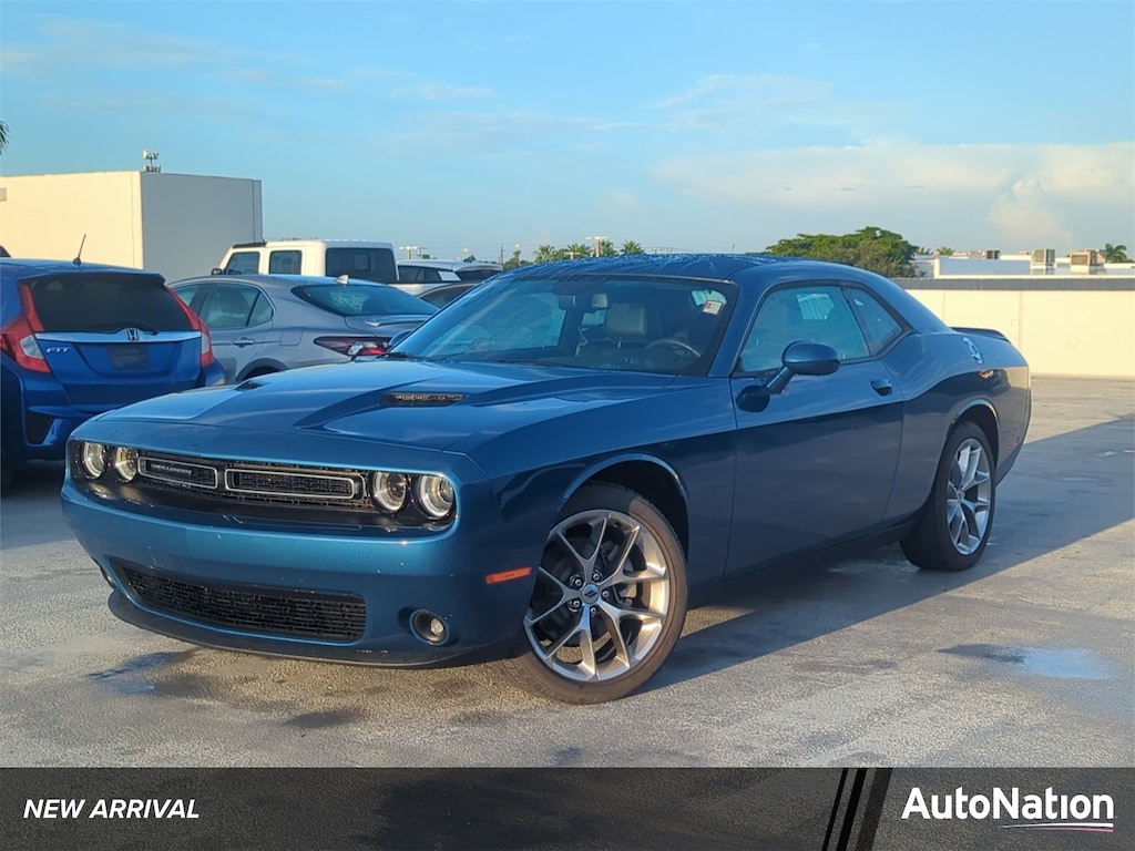 Used 2021 Dodge Challenger SXT Coupe