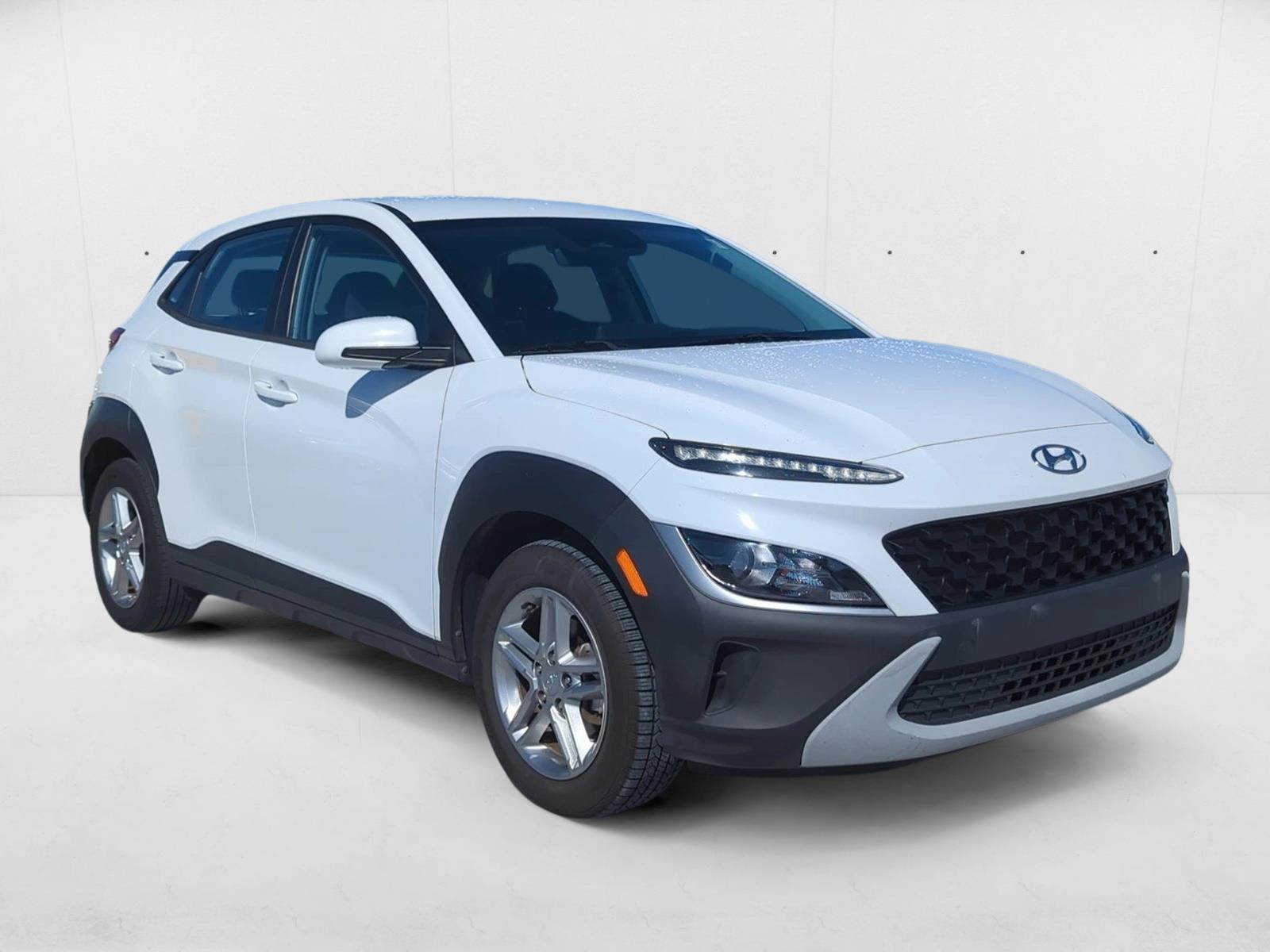 2022 Hyundai Kona SE photo 3