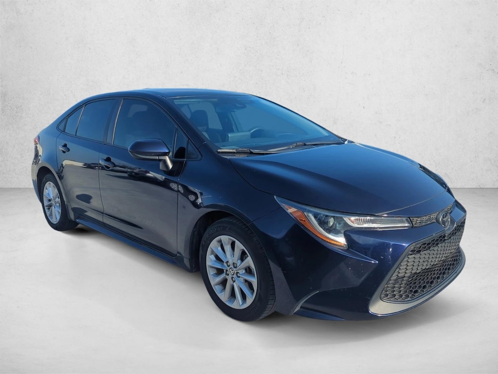Used 2022 Toyota Corolla LE Sedan