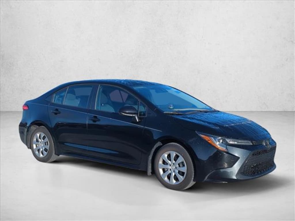 Certified 2022 Toyota Corolla LE Sedan