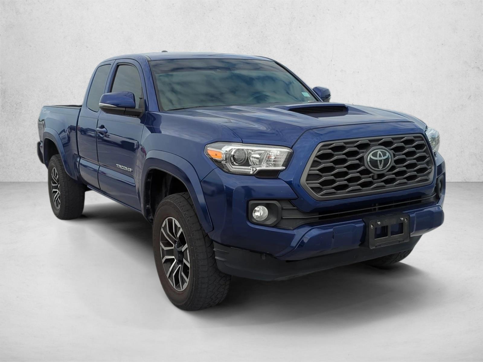 2022 Toyota Tacoma TRD Sport Access Cab V6 photo 3